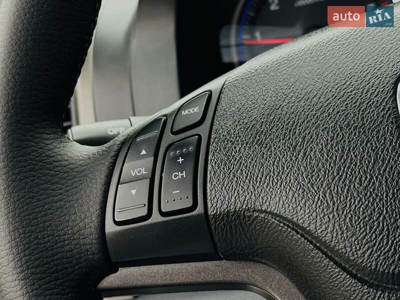 Внедорожник / Кроссовер Honda CR-V 2012 в Дрогобыче