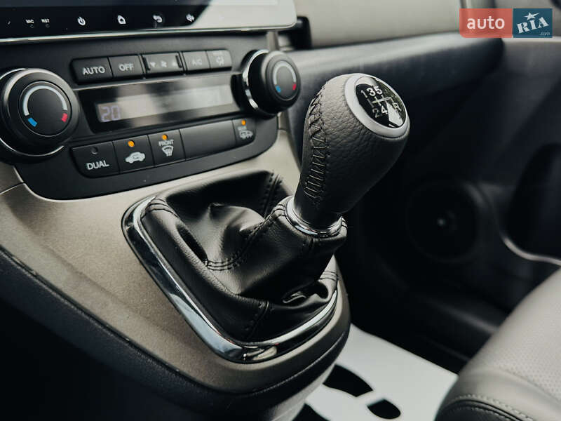 Внедорожник / Кроссовер Honda CR-V 2012 в Дрогобыче