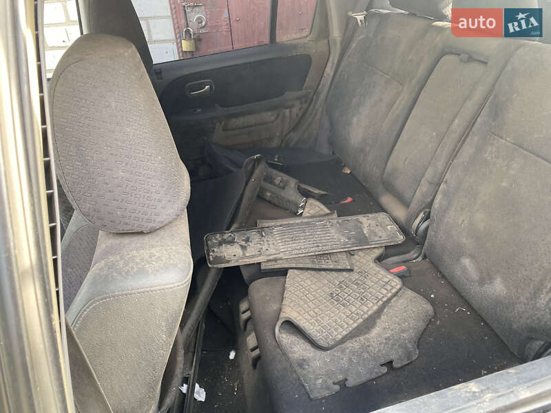 Внедорожник / Кроссовер Honda CR-V 2004 в Бобровице