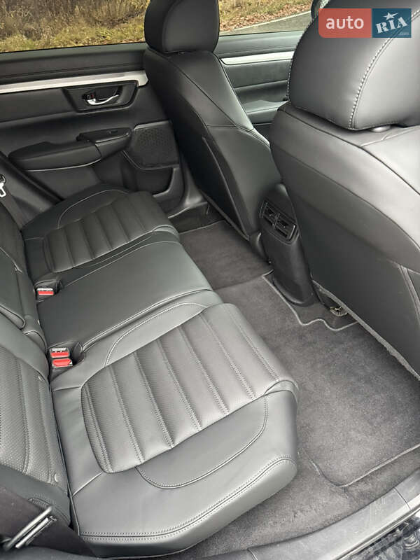 Внедорожник / Кроссовер Honda CR-V 2018 в Киеве