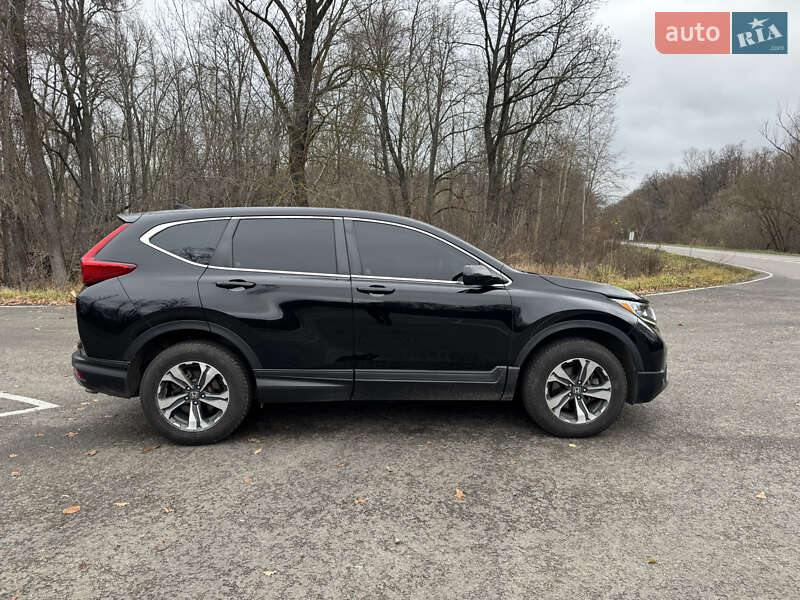 Внедорожник / Кроссовер Honda CR-V 2018 в Киеве