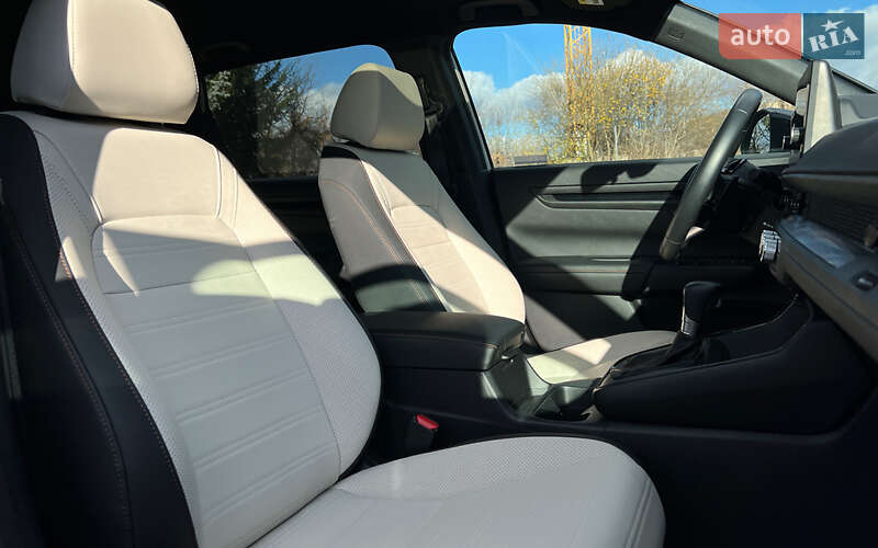 Внедорожник / Кроссовер Honda CR-V 2023 в Львове