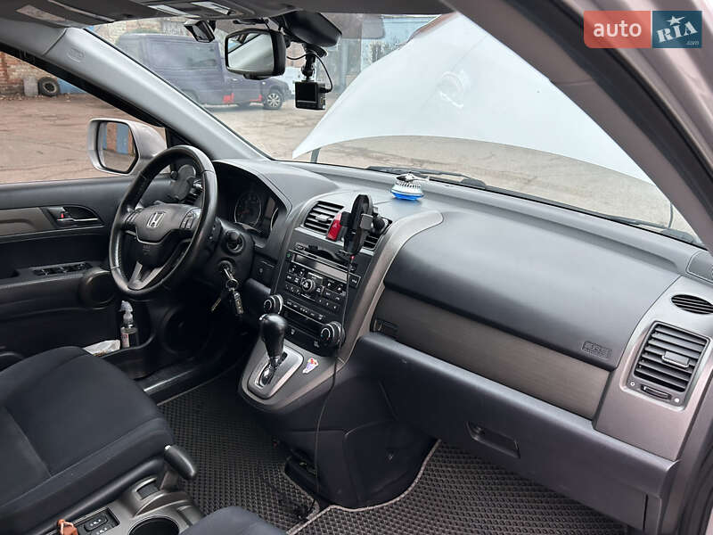 Внедорожник / Кроссовер Honda CR-V 2011 в Черкассах