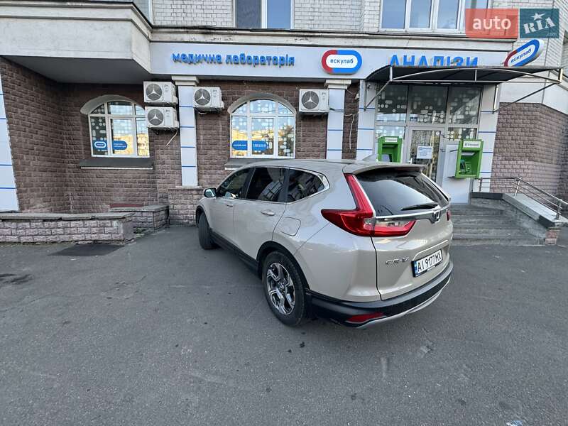 Позашляховик / Кросовер Honda CR-V 2019 в Києві
