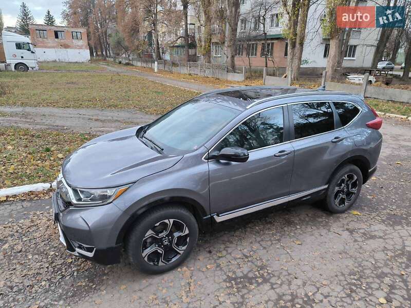 Позашляховик / Кросовер Honda CR-V 2016 в Полтаві