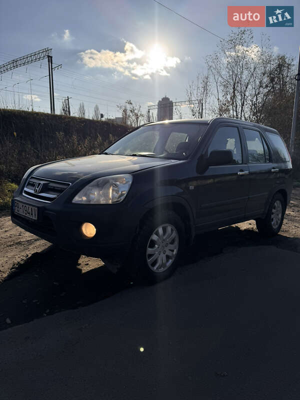 Внедорожник / Кроссовер Honda CR-V 2005 в Киеве