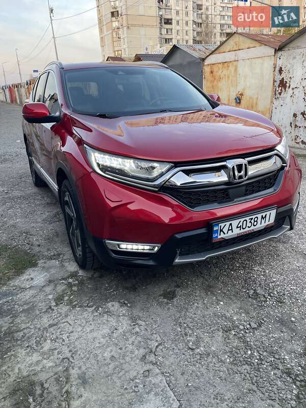 Позашляховик / Кросовер Honda CR-V 2018 в Києві