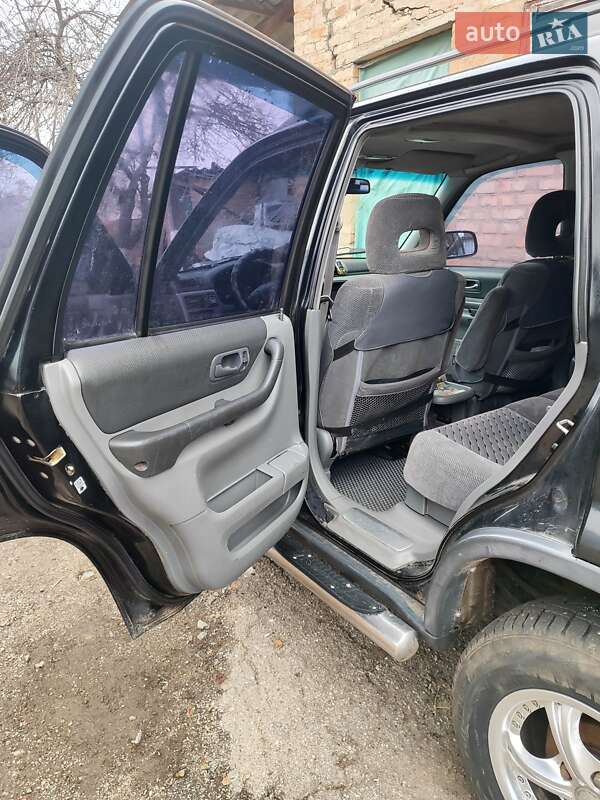 Позашляховик / Кросовер Honda CR-V 1999 в Шполі фото 10 Позашляховик / Кросовер Honda CR-V 1999 в Шполі