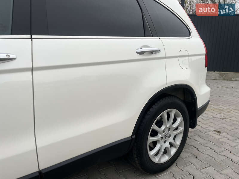 Внедорожник / Кроссовер Honda CR-V 2010 в Черновцах