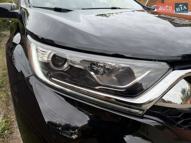 Внедорожник / Кроссовер Honda CR-V 2017 в Киеве