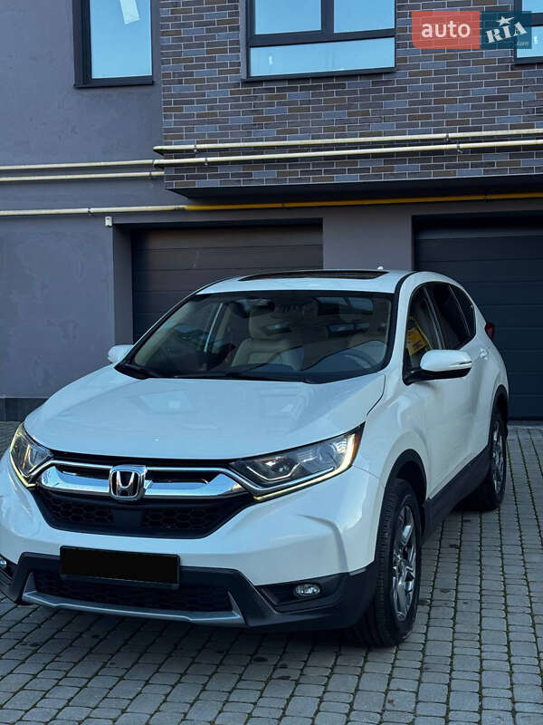 Позашляховик / Кросовер Honda CR-V 2017 в Львові