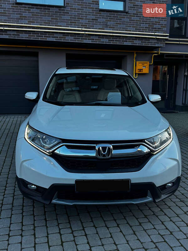 Позашляховик / Кросовер Honda CR-V 2017 в Львові