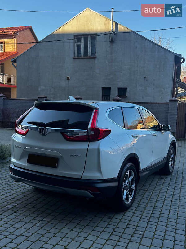 Позашляховик / Кросовер Honda CR-V 2017 в Львові