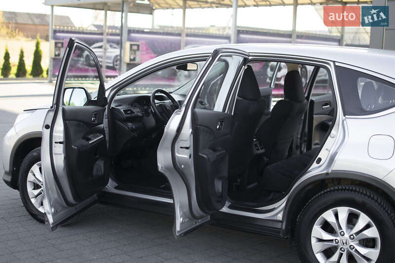 Позашляховик / Кросовер Honda CR-V 2014 в Гайсину