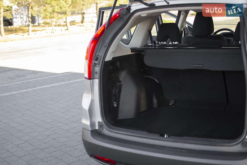 Позашляховик / Кросовер Honda CR-V 2014 в Гайсину