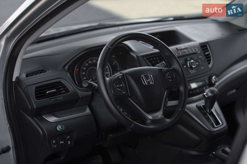 Позашляховик / Кросовер Honda CR-V 2014 в Гайсину