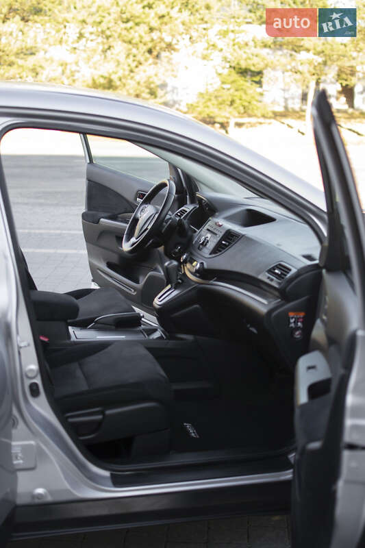 Позашляховик / Кросовер Honda CR-V 2014 в Гайсину