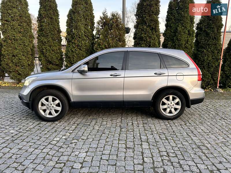 Позашляховик / Кросовер Honda CR-V 2008 в Києві