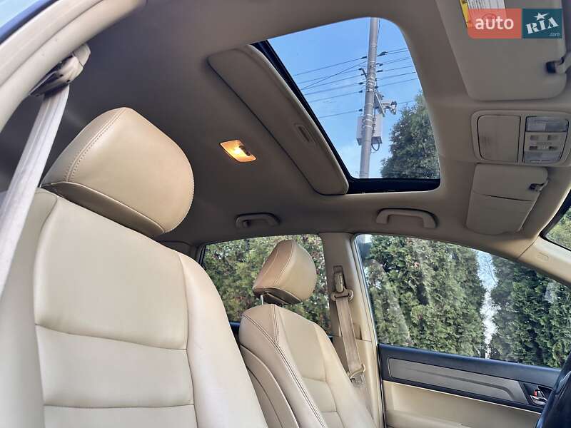 Позашляховик / Кросовер Honda CR-V 2008 в Києві