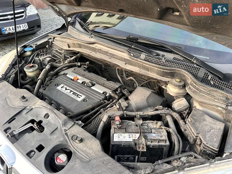 Позашляховик / Кросовер Honda CR-V 2008 в Києві