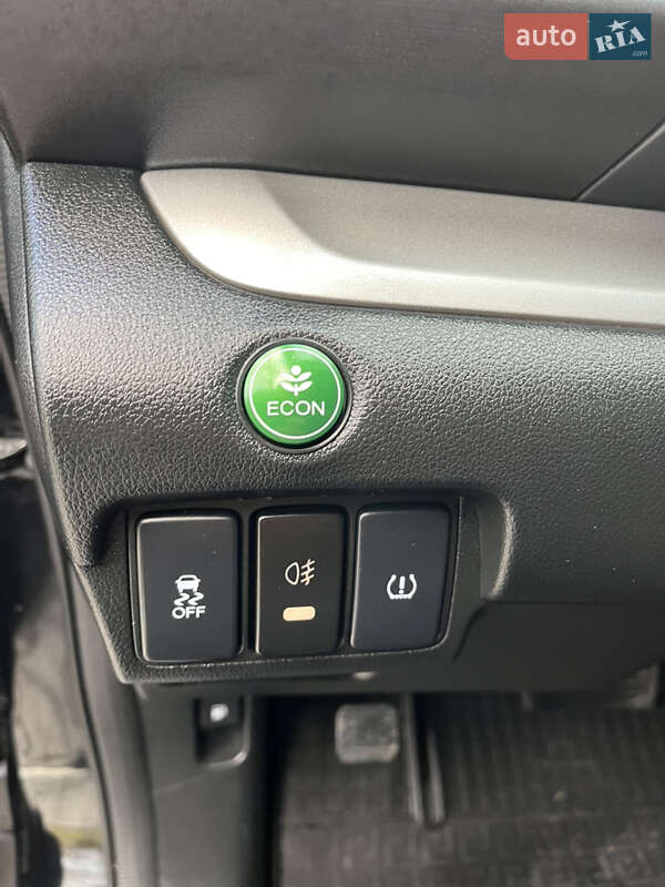 Позашляховик / Кросовер Honda CR-V 2014 в Хмельницькому