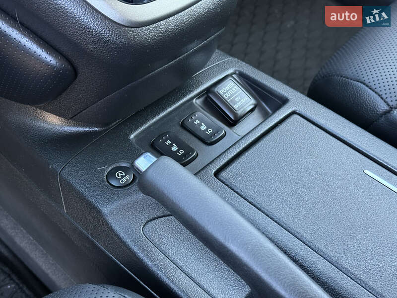 Позашляховик / Кросовер Honda CR-V 2013 в Радивиліві