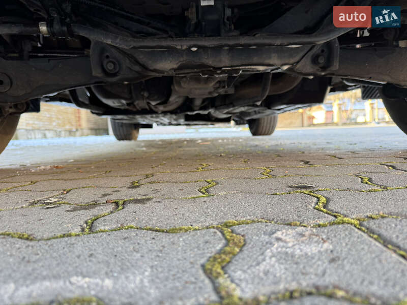 Внедорожник / Кроссовер Honda CR-V 2015 в Радивилове