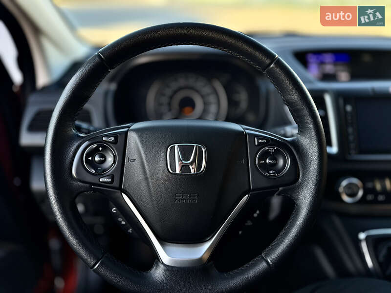 Внедорожник / Кроссовер Honda CR-V 2015 в Радивилове