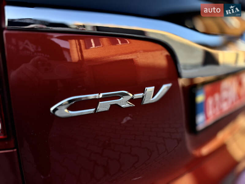 Внедорожник / Кроссовер Honda CR-V 2015 в Радивилове