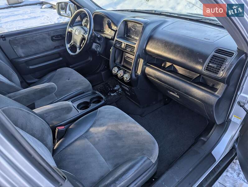 Внедорожник / Кроссовер Honda CR-V 2003 в Трускавце