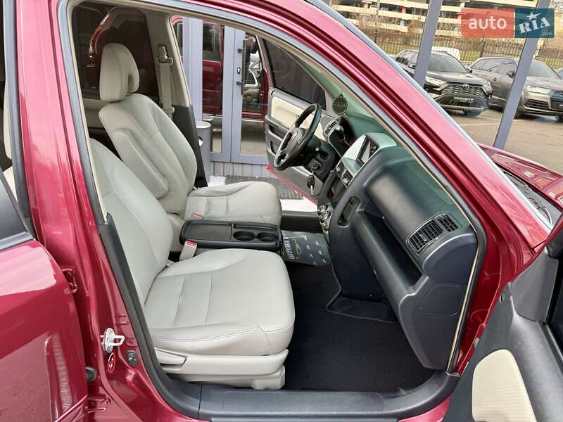 Позашляховик / Кросовер Honda CR-V 2006 в Києві