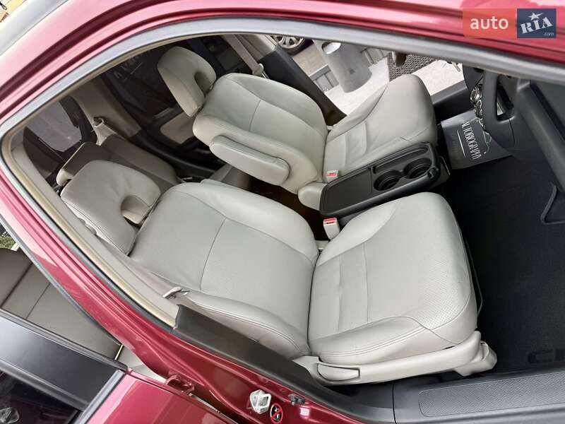 Позашляховик / Кросовер Honda CR-V 2006 в Києві