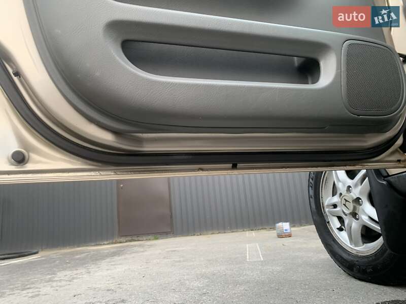 Позашляховик / Кросовер Honda CR-V 2001 в Софіївській Борщагівці фото 18 Позашляховик / Кросовер Honda CR-V 2001 в Софіївській Борщагівці