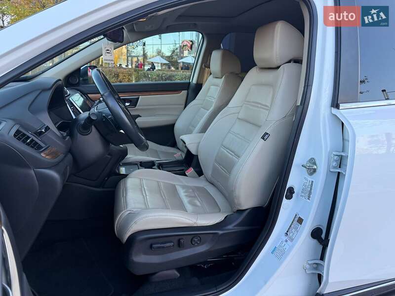 Внедорожник / Кроссовер Honda CR-V 2020 в Киеве