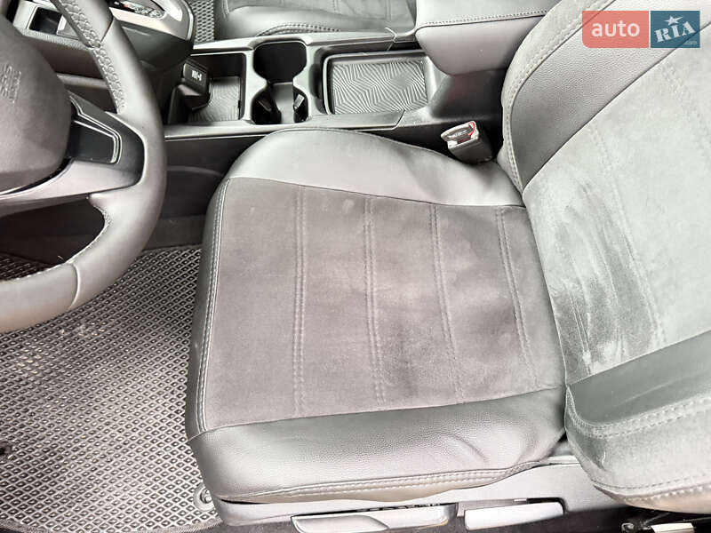 Позашляховик / Кросовер Honda CR-V 2017 в Чернігові фото 51 Позашляховик / Кросовер Honda CR-V 2017 в Чернігові