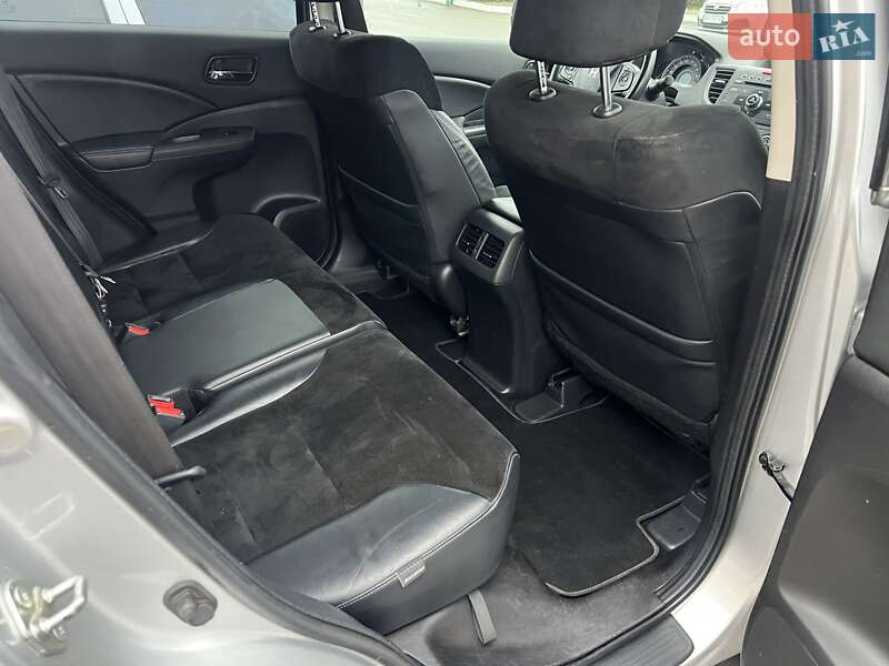 Внедорожник / Кроссовер Honda CR-V 2014 в Киеве