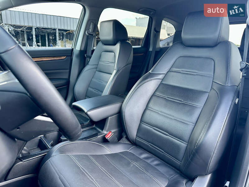 Позашляховик / Кросовер Honda CR-V 2018 в Києві