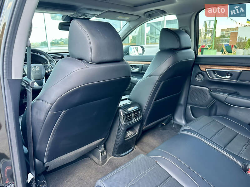 Позашляховик / Кросовер Honda CR-V 2018 в Києві