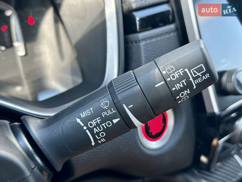 Позашляховик / Кросовер Honda CR-V 2018 в Києві