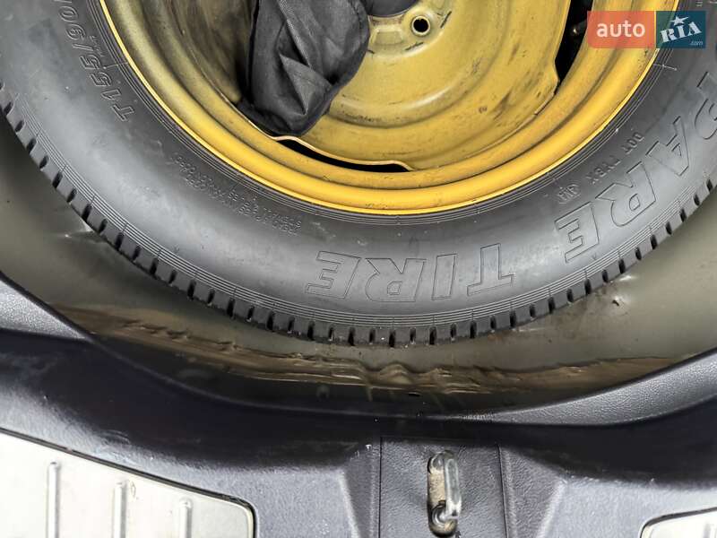 Внедорожник / Кроссовер Honda CR-V 2012 в Киеве