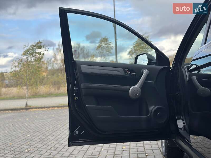 Внедорожник / Кроссовер Honda CR-V 2008 в Дрогобыче
