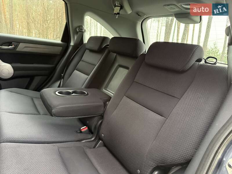 Позашляховик / Кросовер Honda CR-V 2008 в Києві