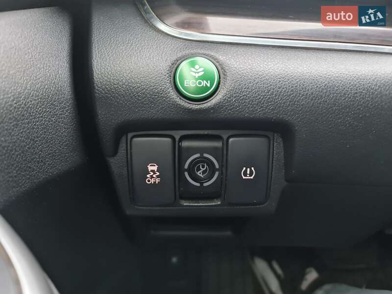 Внедорожник / Кроссовер Honda CR-V 2016 в Киеве фото 23 Внедорожник / Кроссовер Honda CR-V 2016 в Киеве
