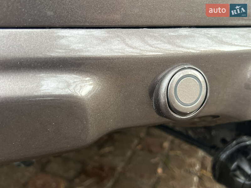 Внедорожник / Кроссовер Honda CR-V 2010 в Трускавце