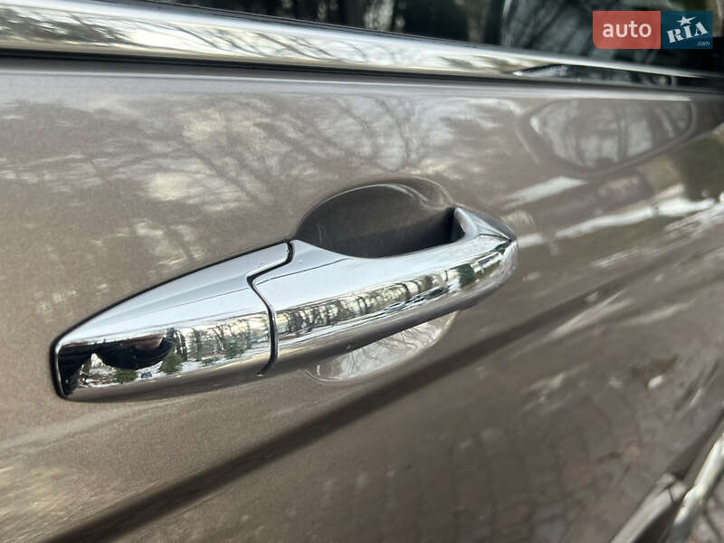 Внедорожник / Кроссовер Honda CR-V 2010 в Трускавце