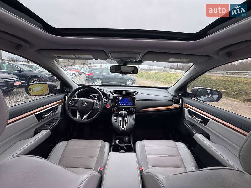 Позашляховик / Кросовер Honda CR-V 2017 в Стрию