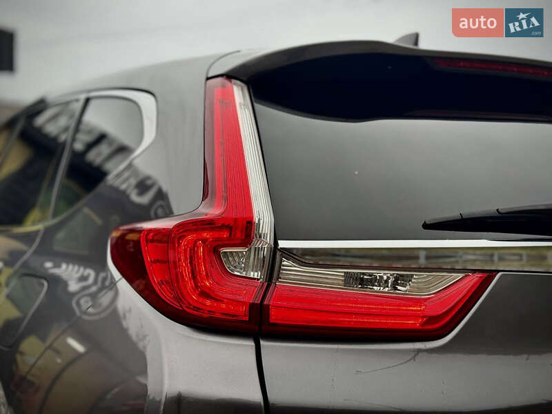 Позашляховик / Кросовер Honda CR-V 2017 в Стрию