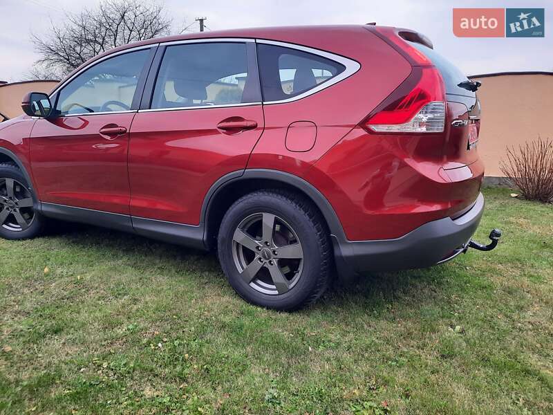 Внедорожник / Кроссовер Honda CR-V 2014 в Стрые