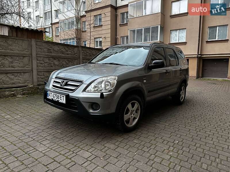 Внедорожник / Кроссовер Honda CR-V 2005 в Ивано-Франковске