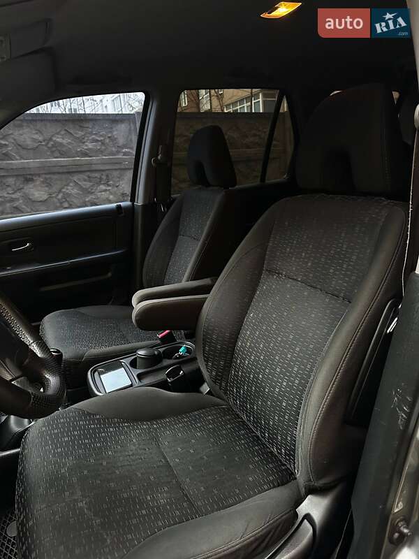 Внедорожник / Кроссовер Honda CR-V 2005 в Ивано-Франковске